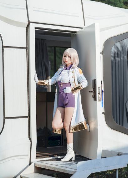 少女遇阿姨