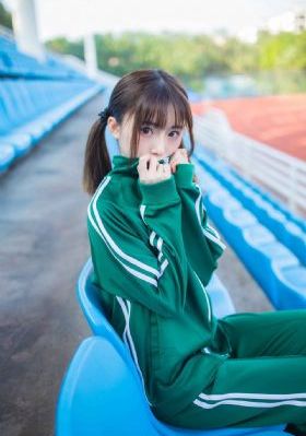 25岁高中生
