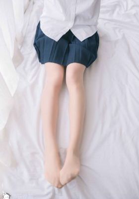精品午夜视频