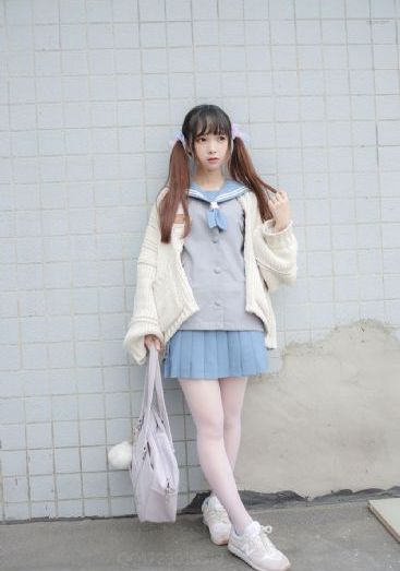 侯府荡女h女奶水
