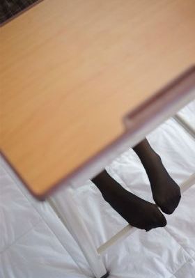 年轻的母亲免费