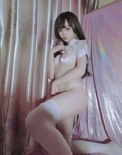 李采潭在线播放